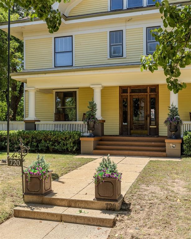 720 NW 16th Street