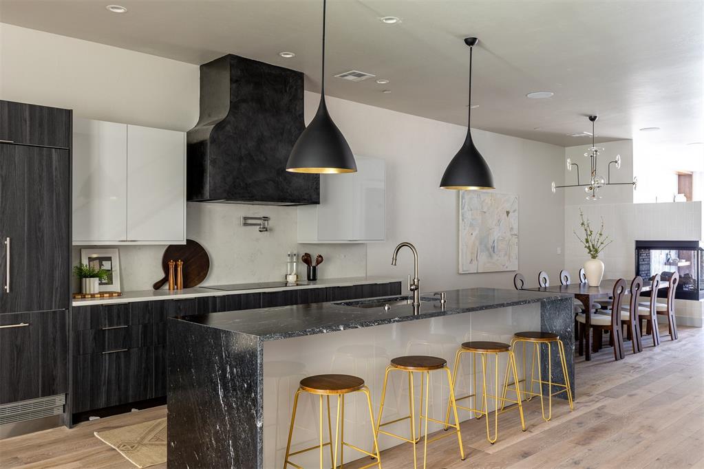 907 NW 9th Street Unit: B