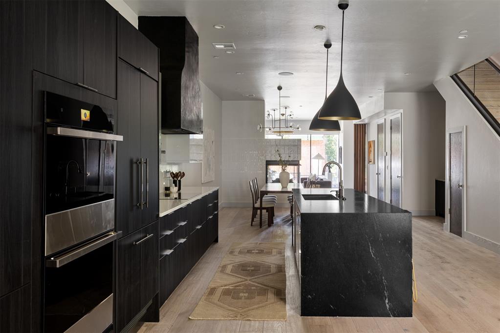 907 NW 9th Street Unit: B