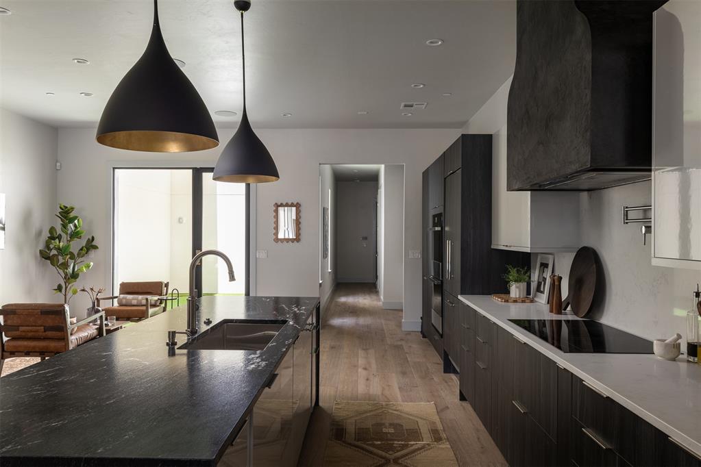 907 NW 9th Street Unit: B
