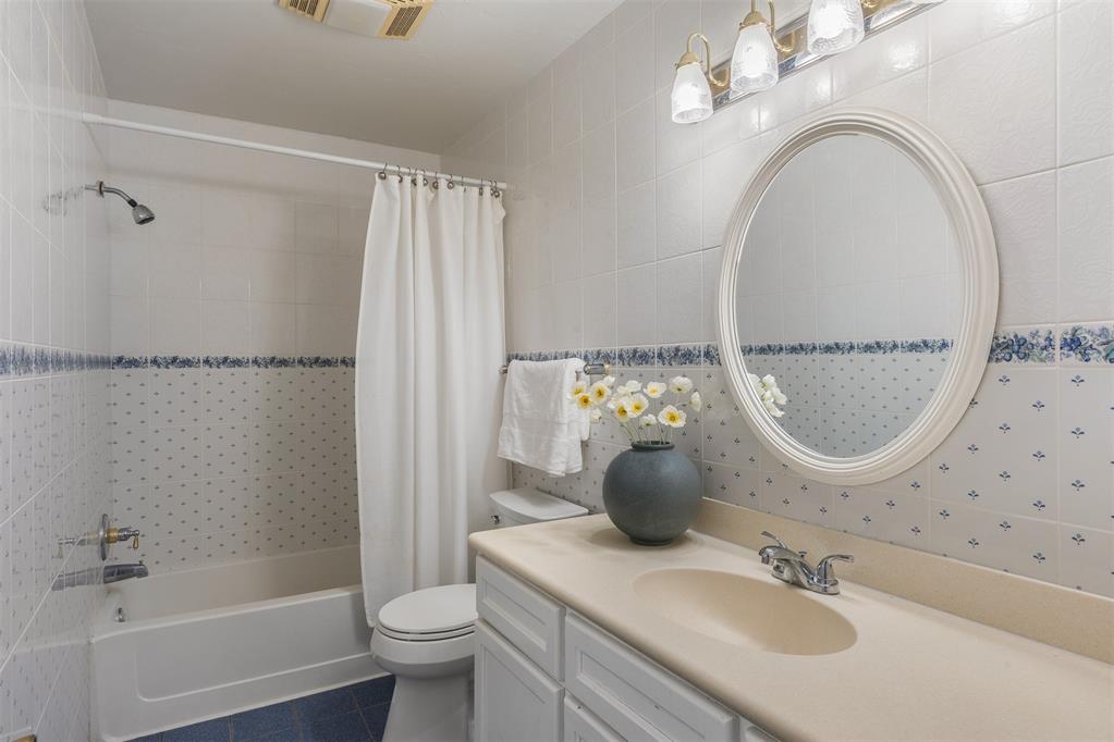 8012 NE 140th Street