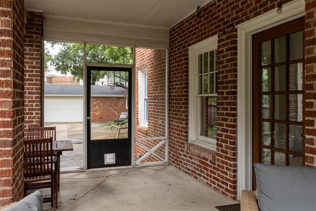 1216 NW 20th Street