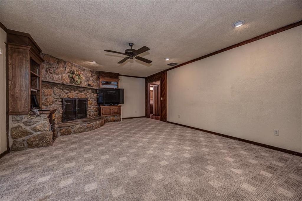 3709 Northwestern Drive