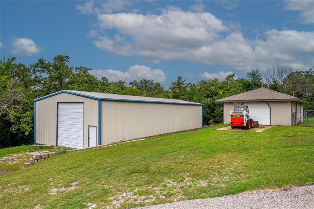 3709 Northwestern Drive