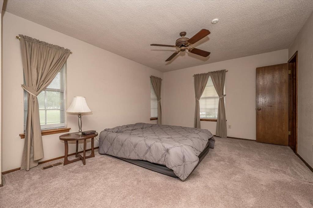 3709 Northwestern Drive