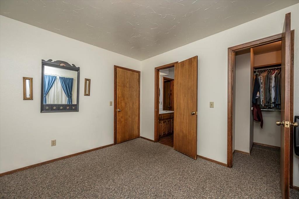 3709 Northwestern Drive