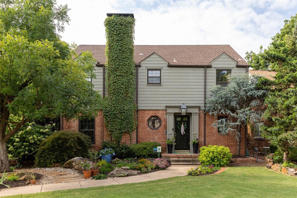 616 NW 39th Drive