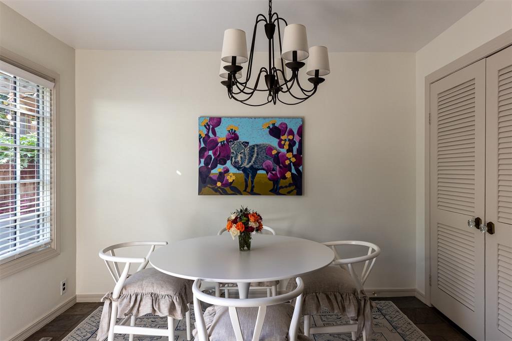 616 NW 39th Drive