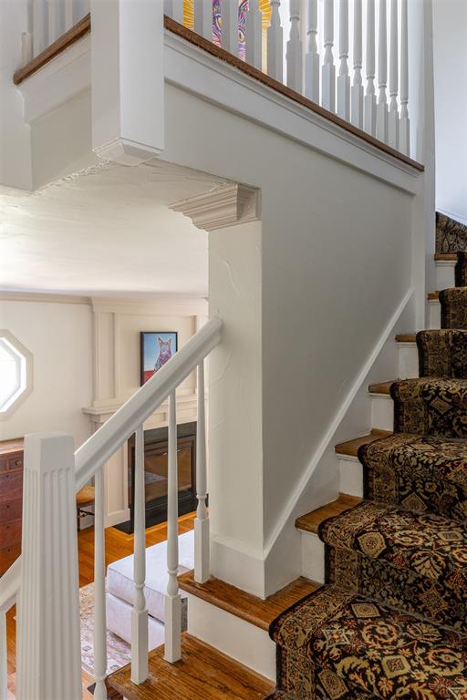 616 NW 39th Drive