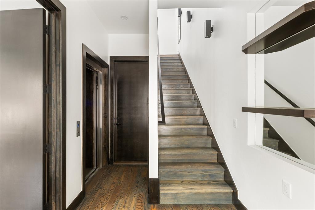 117 NE 3rd Street