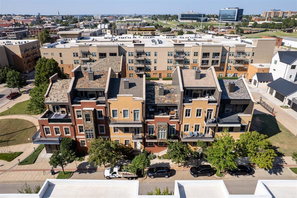 115 NE 3rd Street