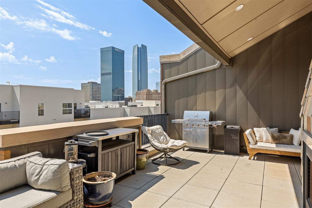 115 NE 3rd Street