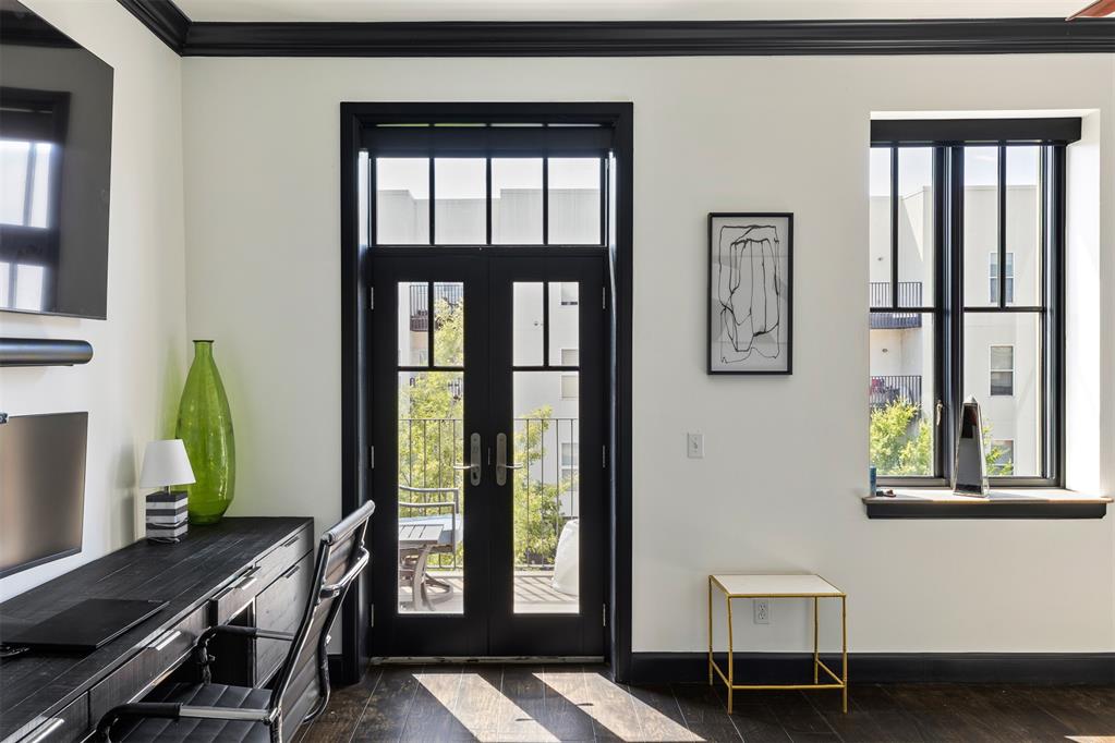 115 NE 3rd Street