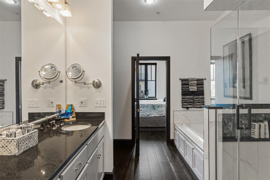 115 NE 3rd Street