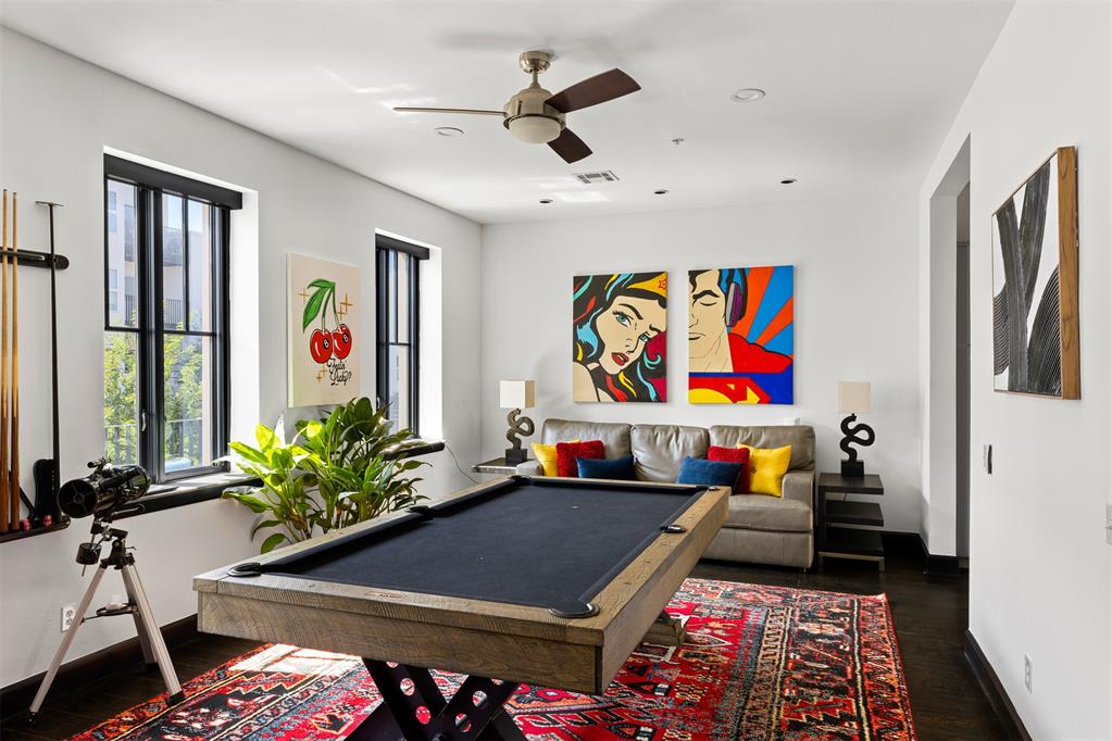 115 NE 3rd Street