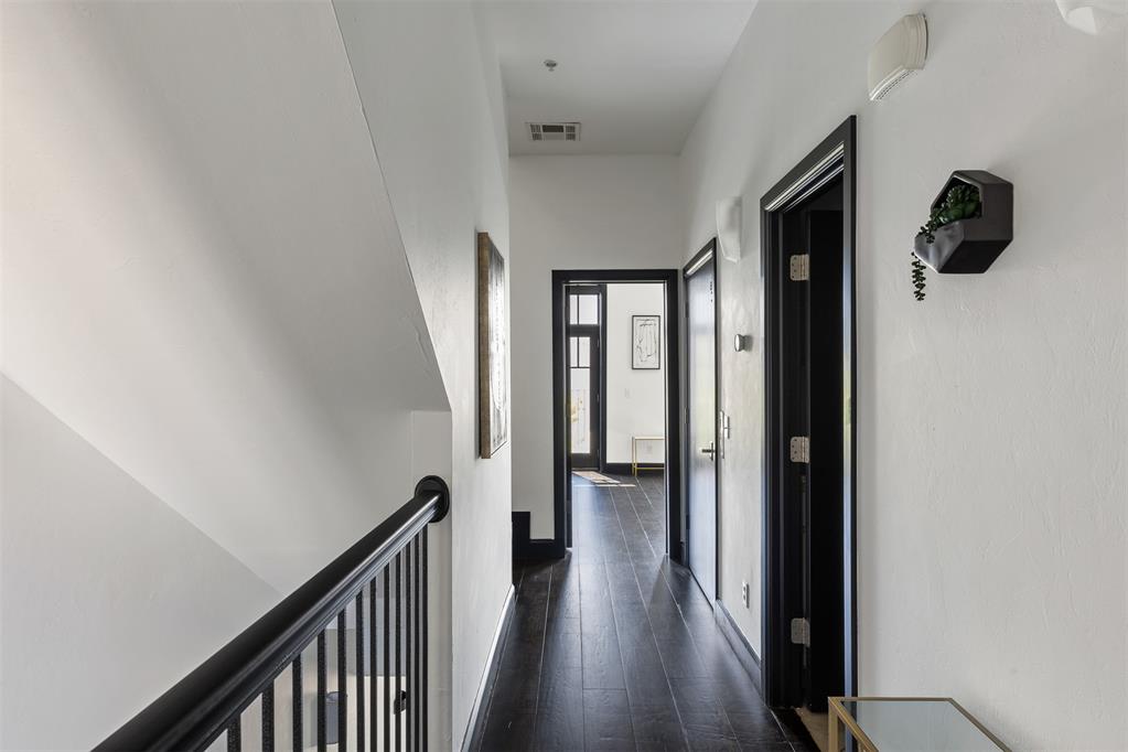 115 NE 3rd Street
