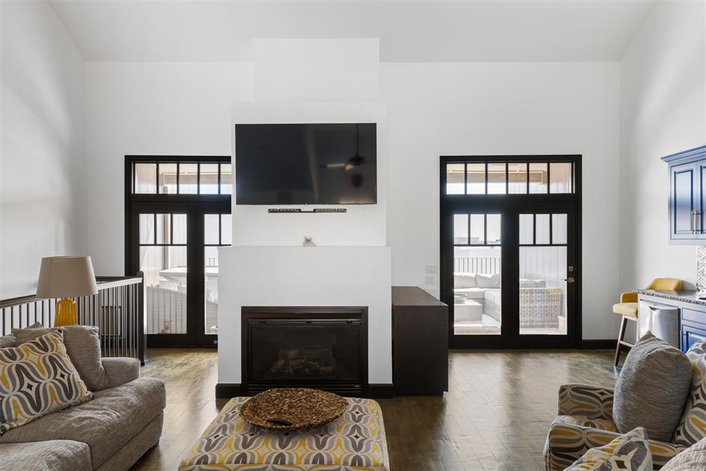109 NE 3rd Street
