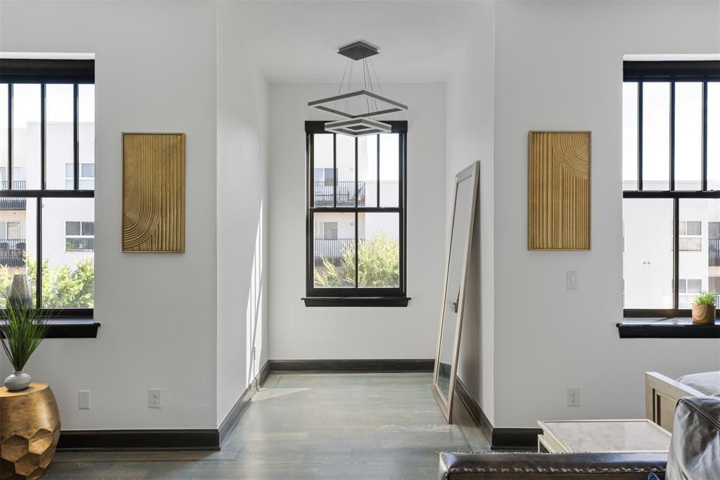 109 NE 3rd Street