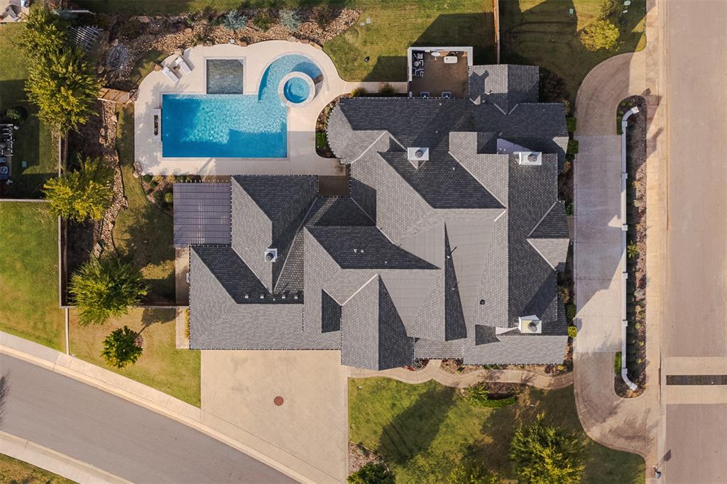 5001 Water Oak Way