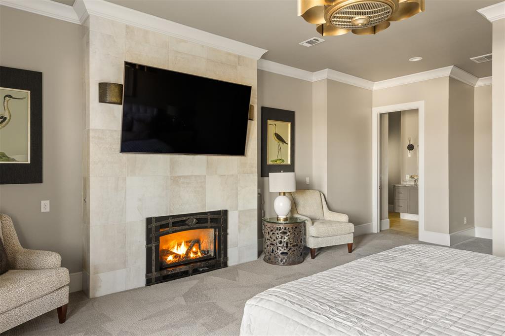 5001 Water Oak Way