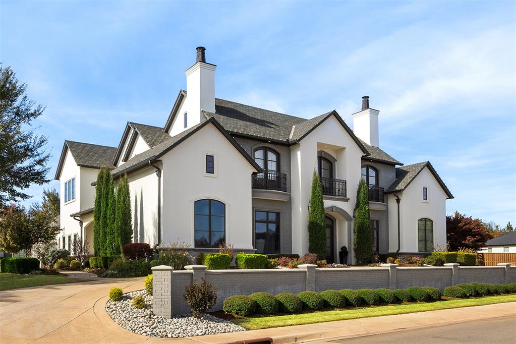 5001 Water Oak Way