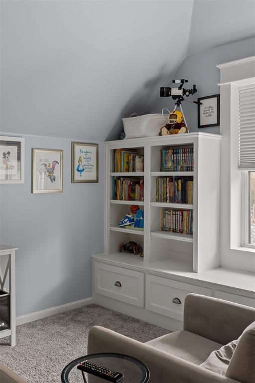 2609 Crestwood Drive