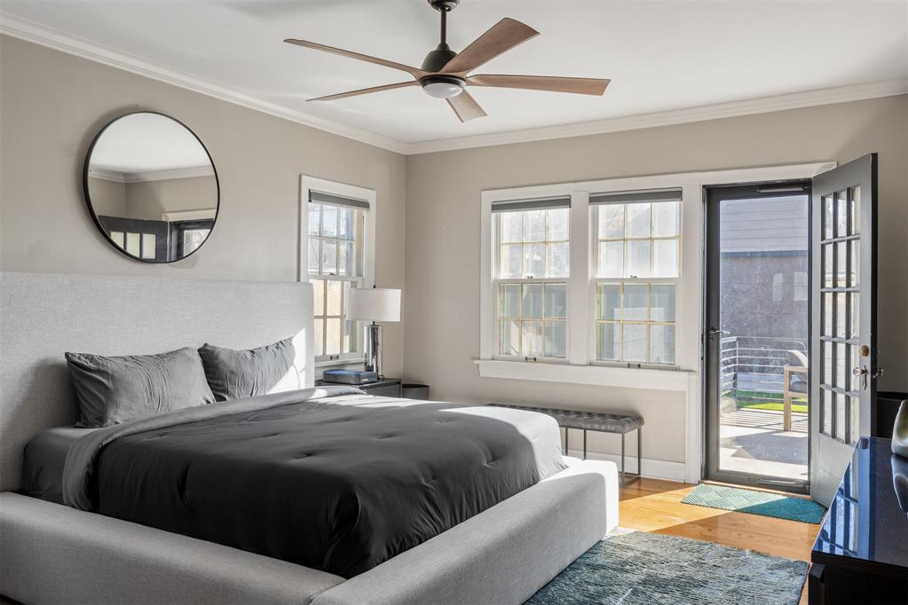 216 NW 33rd Street