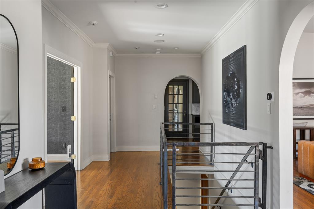 216 NW 33rd Street