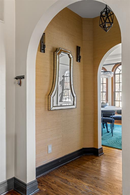 216 NW 33rd Street