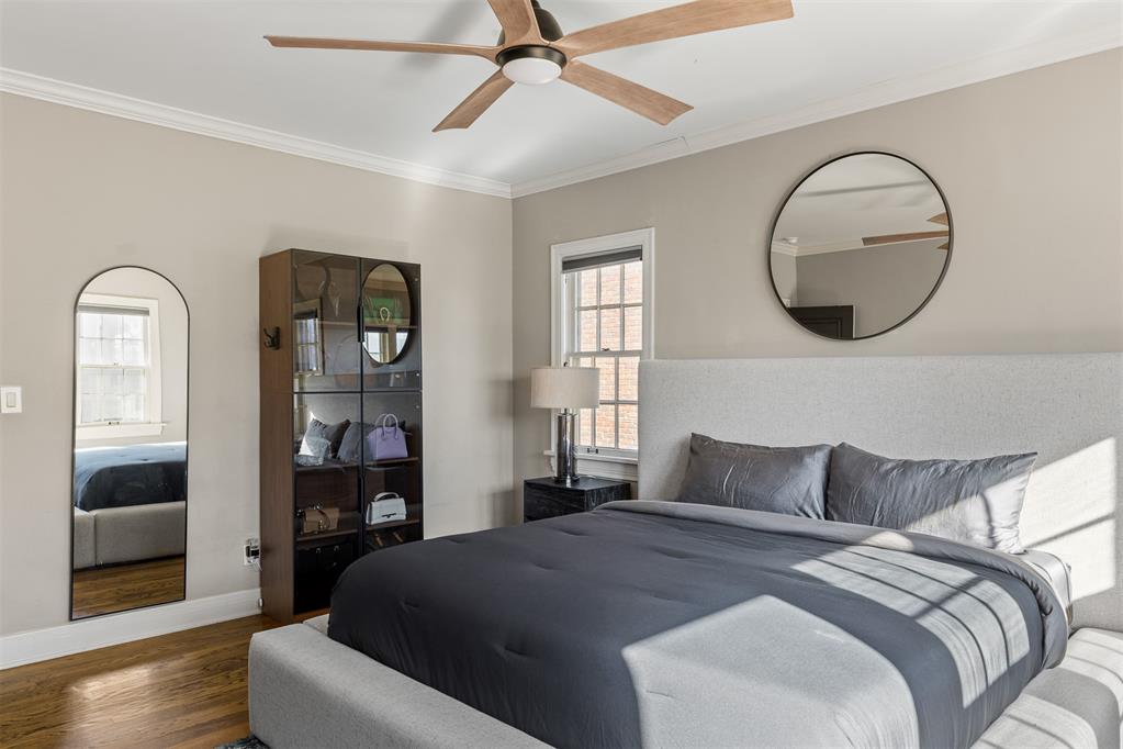 216 NW 33rd Street