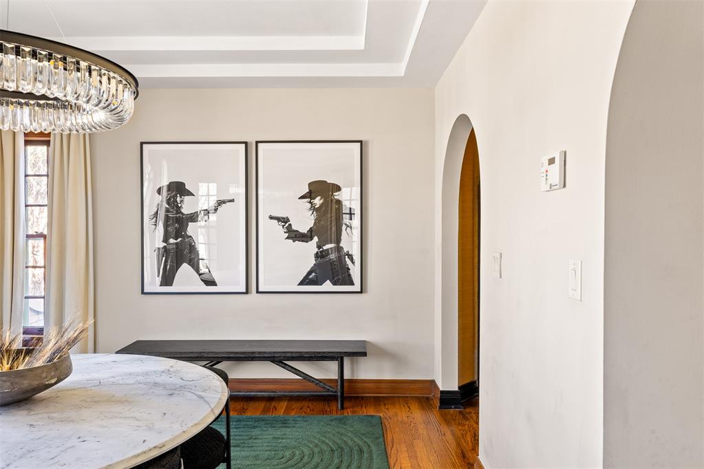 216 NW 33rd Street