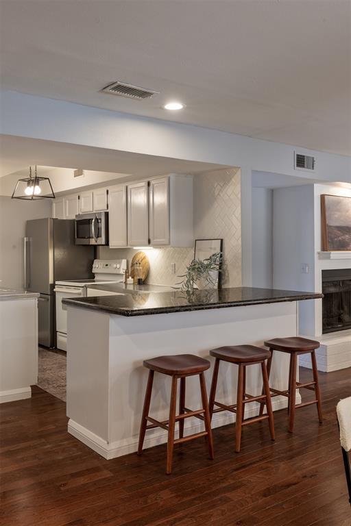 600 NW 4th Street Unit: 313N