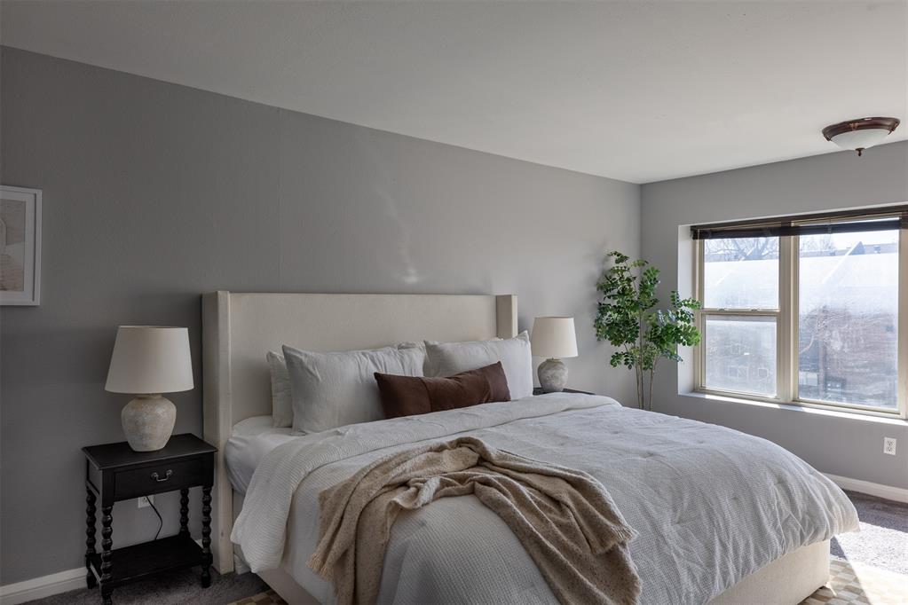 600 NW 4th Street Unit: 313N