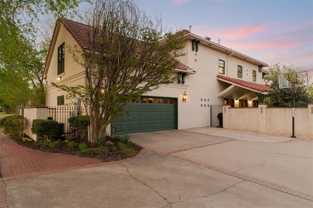 3740 NW 44 Street