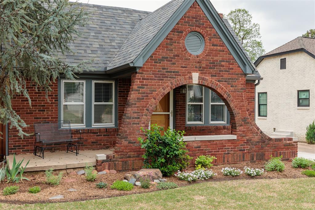 3304 NW 18th Street