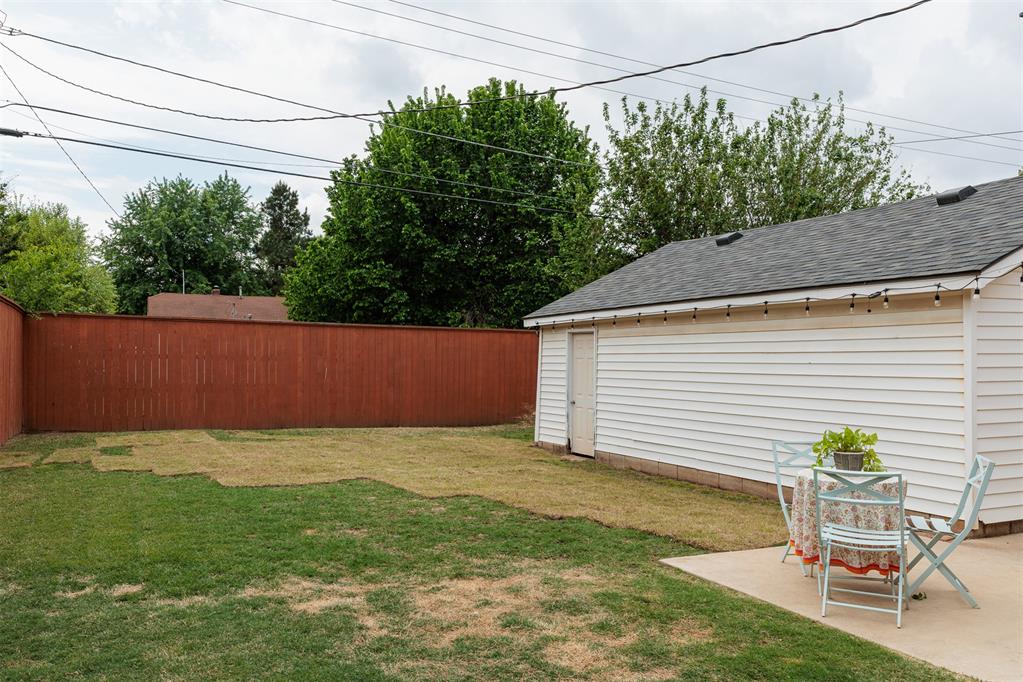 3304 NW 18th Street