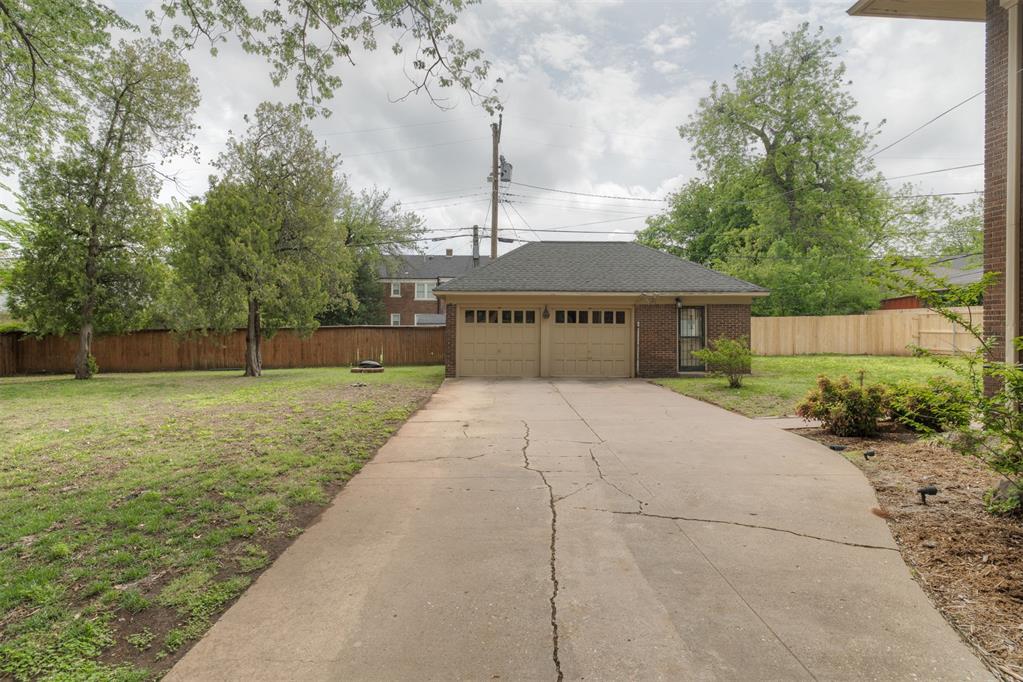 714 NE 18th Street