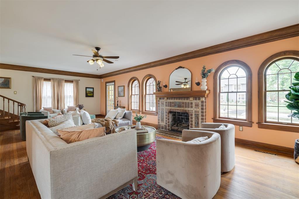 714 NE 18th Street
