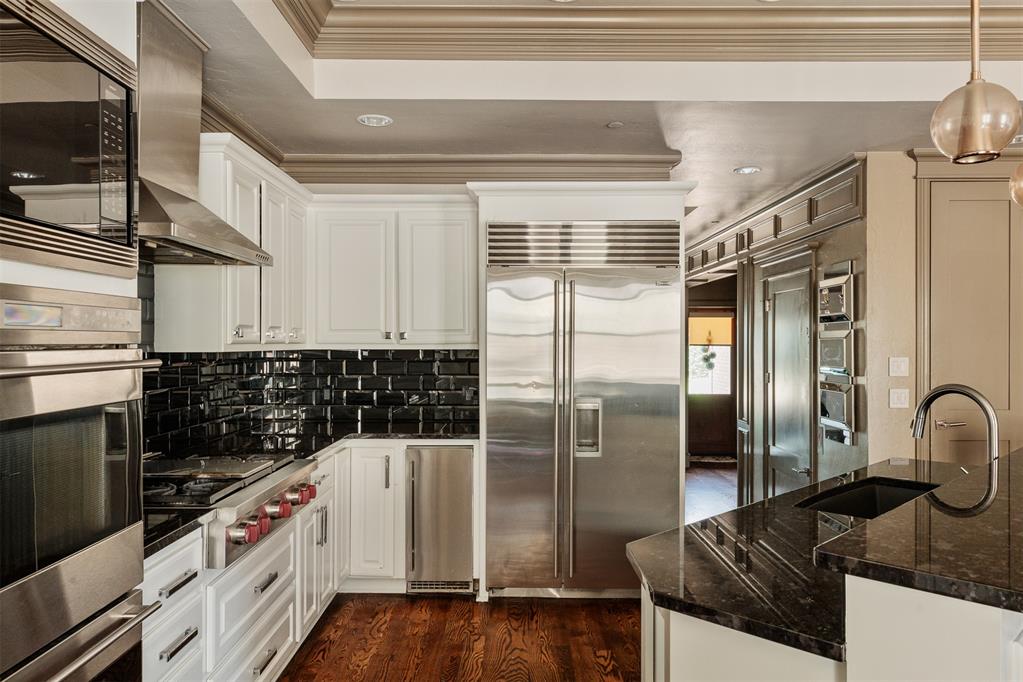422 NE 2nd Street