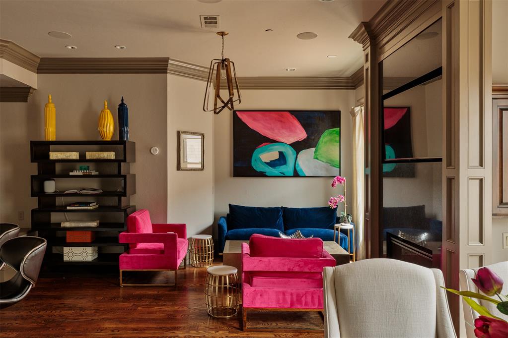 422 NE 2nd Street