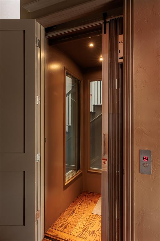 422 NE 2nd Street