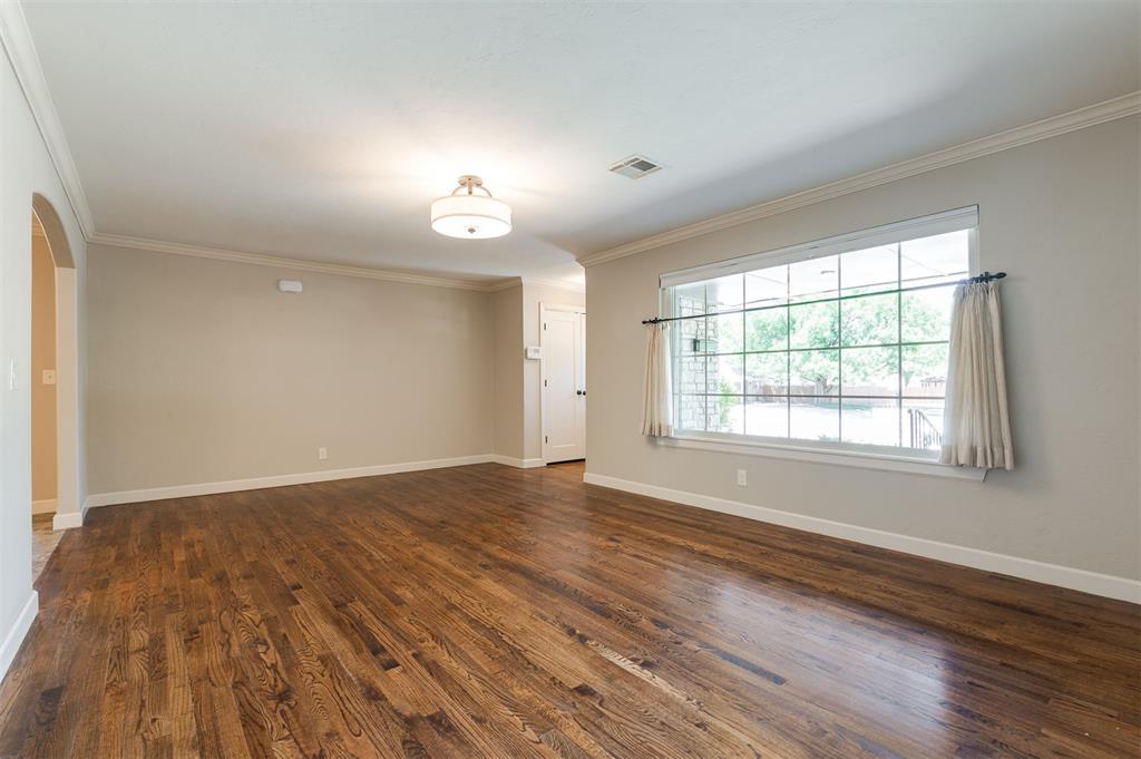 2948 Kerry Lane
