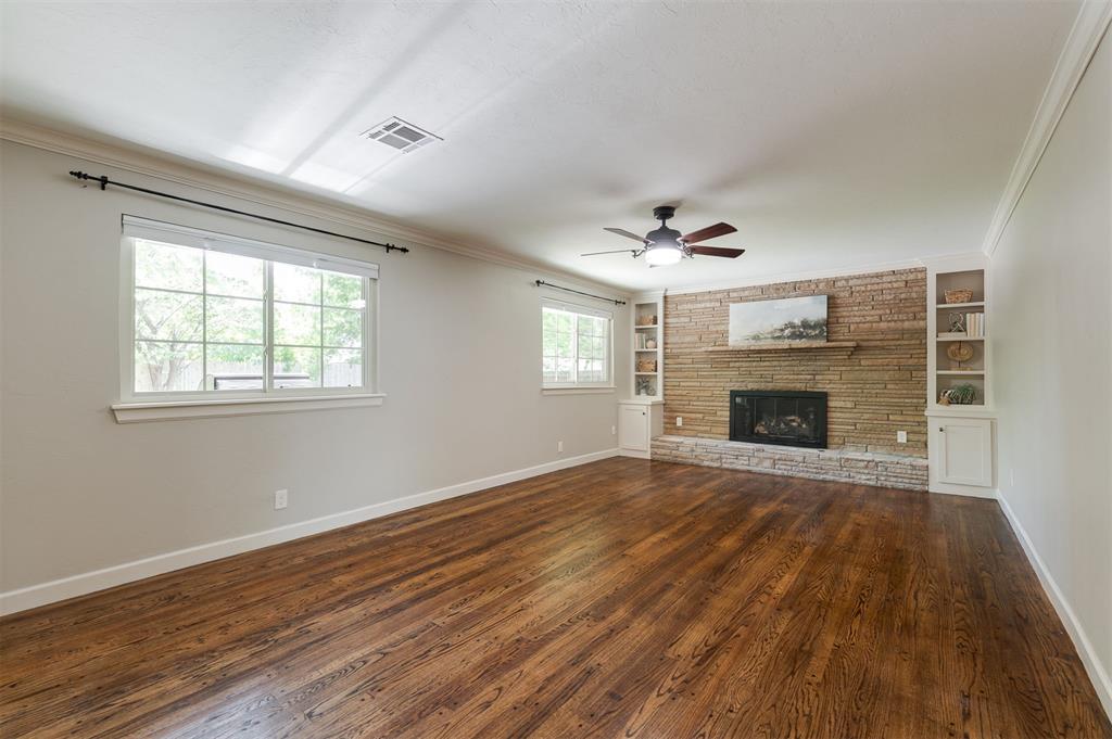 2948 Kerry Lane