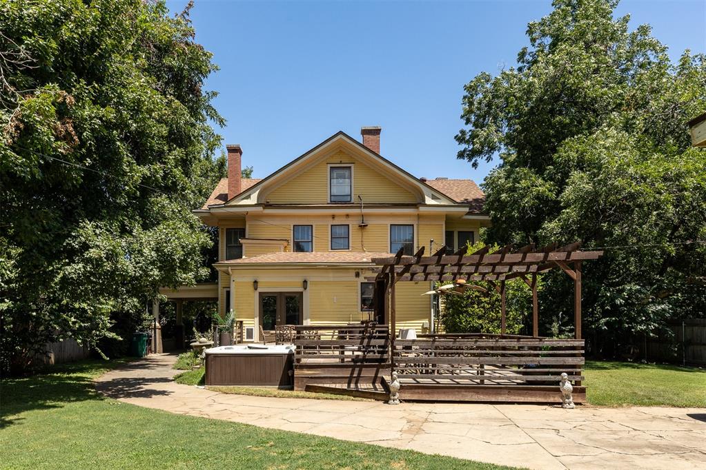 720 NW 16th Street