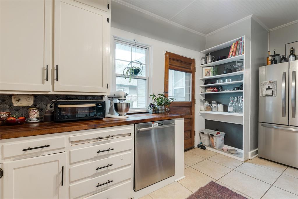 1619 NW 32nd Street
