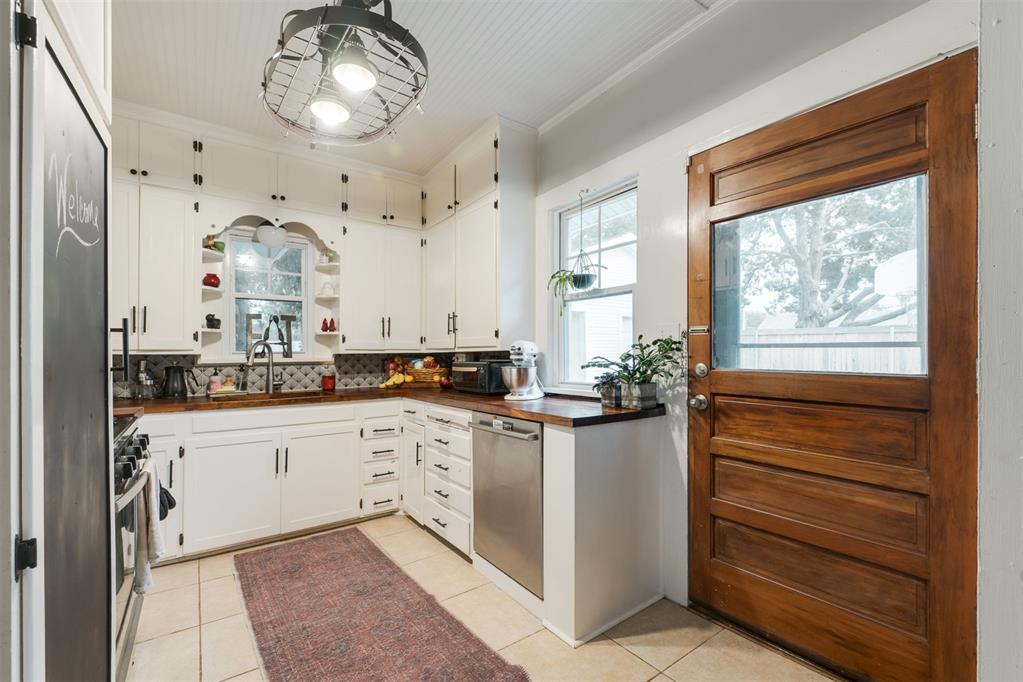 1619 NW 32nd Street
