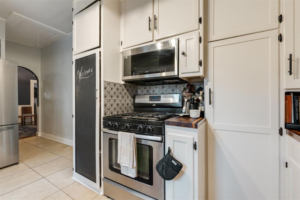 1619 NW 32nd Street