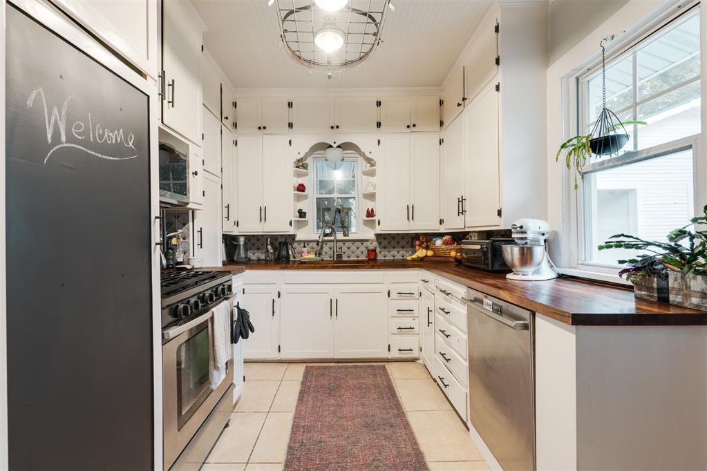 1619 NW 32nd Street