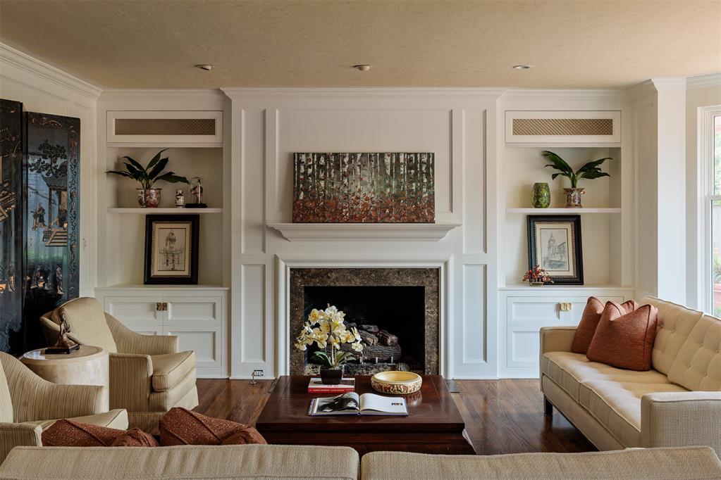 1606 Guilford Lane