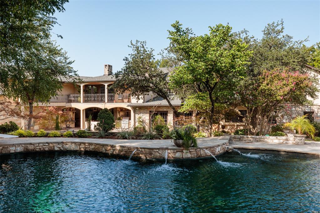 6638 Avondale Drive